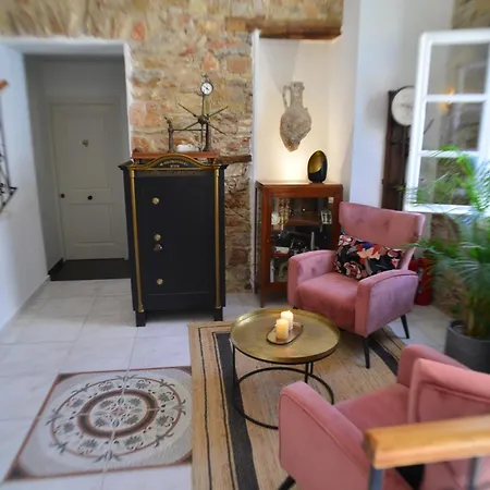 Pensionat Axilleion Boutique 3*