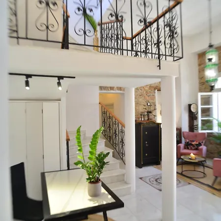Axilleion Boutique Pensionat