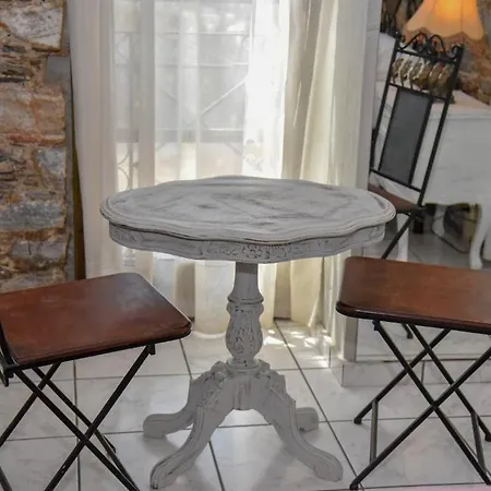 Axilleion Boutique Pensionat 3*