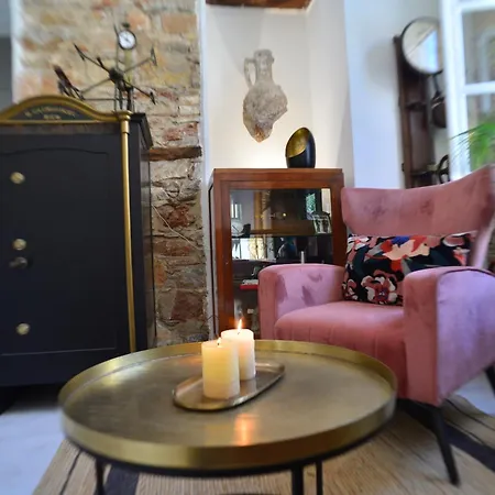 Axilleion Boutique