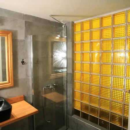 Axilleion Boutique Ermoupoli