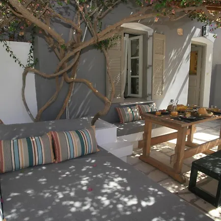 Axilleion Boutique 3* Ermoupoli